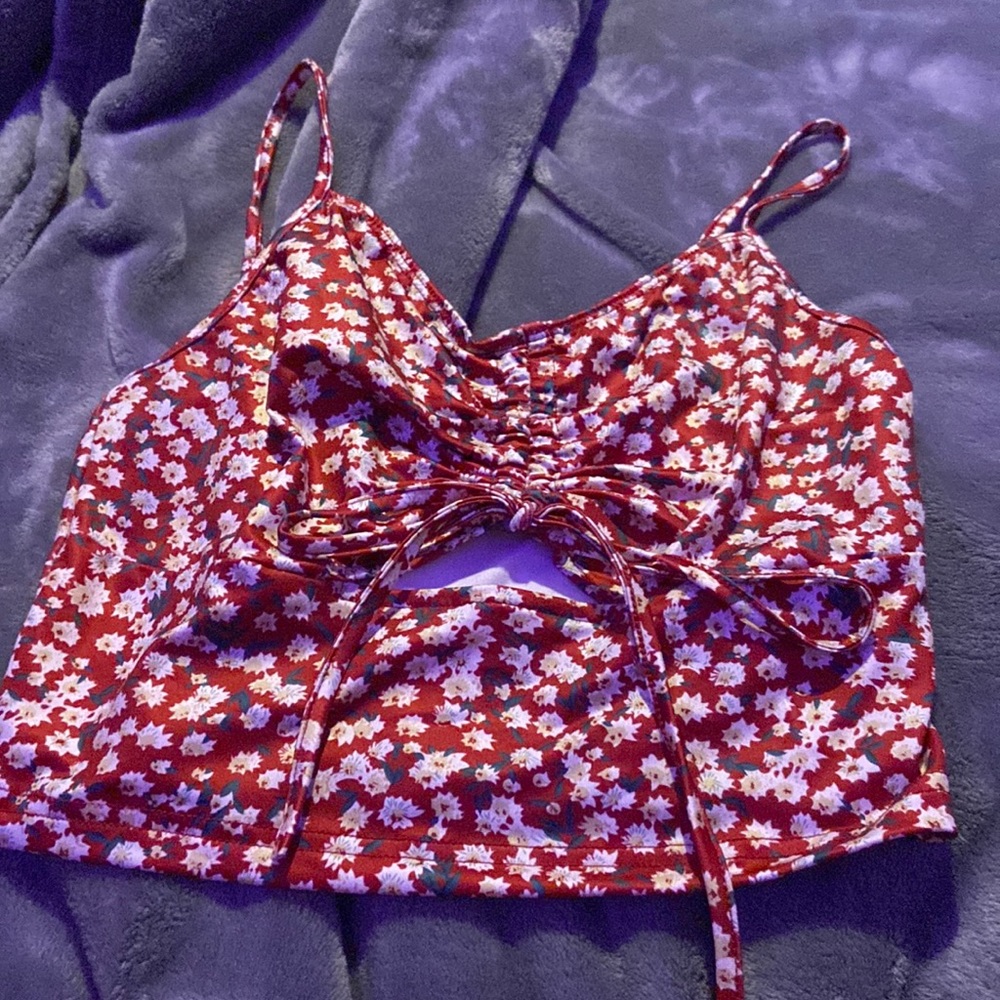 Crop top